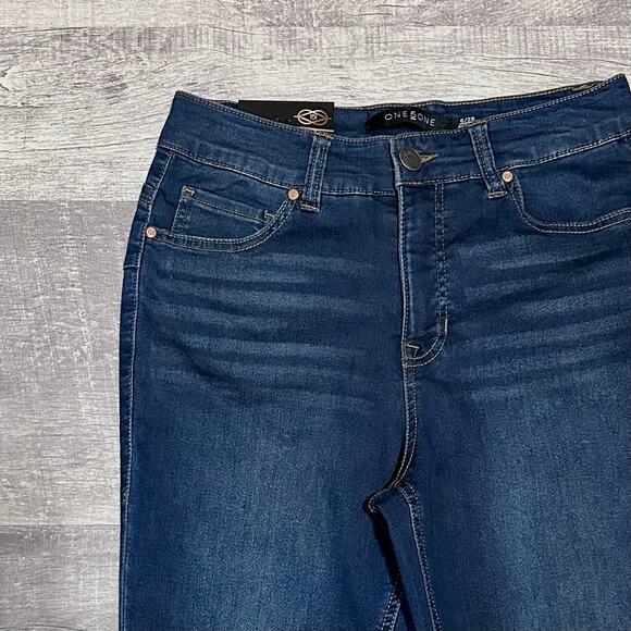 One 5 One Dark Wash Skinny Jean NEW Women 6 / 28 (28X28) High Rise Bombshell Fit - Picture 2 of 5